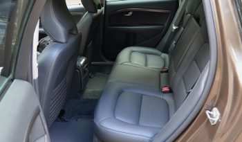 Tikko ievests-Volvo XC70  2.4 Dīzelis Awd (4×4) Pilnpiedziņa ar automātisko ātrumkārbu. full