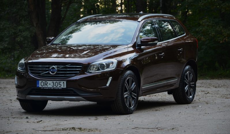 Tikko ievests. Volvo XC 60 Summum 2.4 D4 (140kw-190z/s) Dīzelis Awd (4×4) Pilnpiedziņa ar automātisko ātrumkārbu. full
