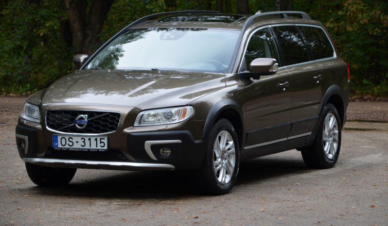 Tikko ievests-Volvo XC70  2.4 Dīzelis Awd (4×4) Pilnpiedziņa ar automātisko ātrumkārbu. full