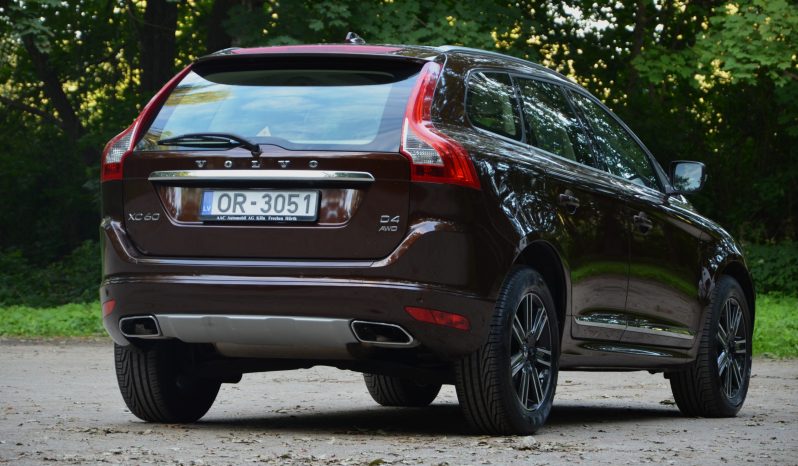 Tikko ievests. Volvo XC 60 Summum 2.4 D4 (140kw-190z/s) Dīzelis Awd (4×4) Pilnpiedziņa ar automātisko ātrumkārbu. full