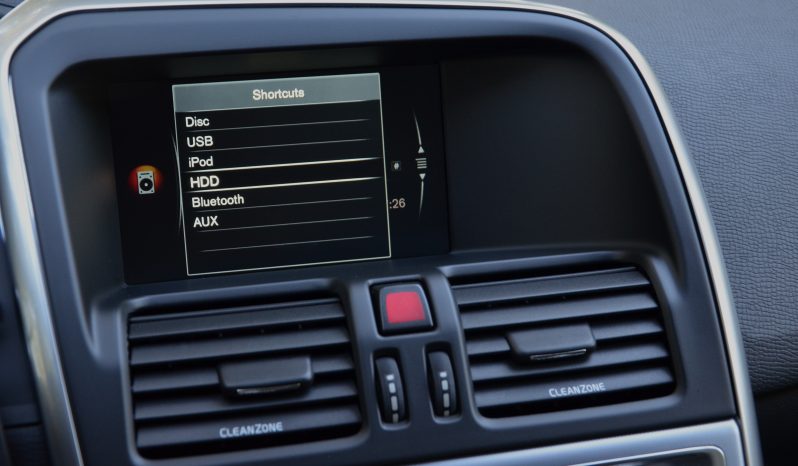 Tikko ievests. 2017 gada Modelis. Volvo XC 60 Summum 2.4 D4 (140kw-190z/s) Dīzelis Awd (4×4) Pilnpiedziņa ar automātisko ātrumkārbu. full