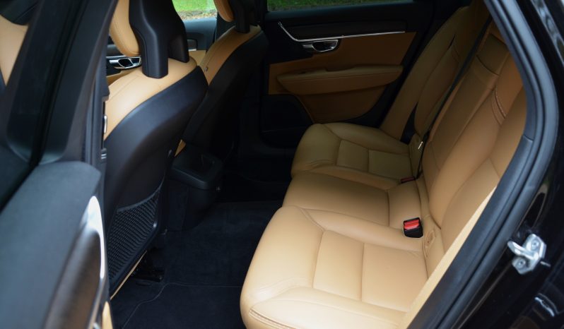 Tikko ievests. Volvo V90 Cross Country 4×4 Awd 2.0 D4 (140kw-190z/s) Dīzelis. ar Automātisko ātrumkārbu. full