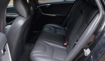 Tikko ievests. 2014. gada modelis. Volvo. V60 Plug-In Hybrid Summum. 2.4D6 (158kw -215z/s diesel + 50Kw-68z/s Electro= 283z/s) Awd pilnpiedziņa . full