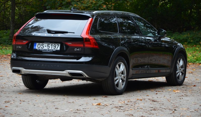 Tikko ievests. Volvo V90 Cross Country 4×4 Awd 2.0 D4 (140kw-190z/s) Dīzelis. ar Automātisko ātrumkārbu. full